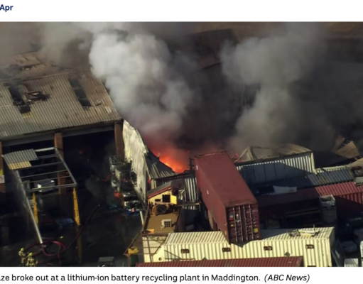 Extremt intensiv och svårsläckt batteribrand i Perth Batteribrand i Perth Australien