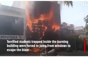 Brand i flervåningshus i Indien, minst 15 omkomna Brand i flervåningshus